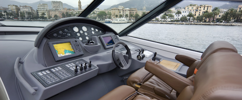How to choose the right Chartplotter for my boat?